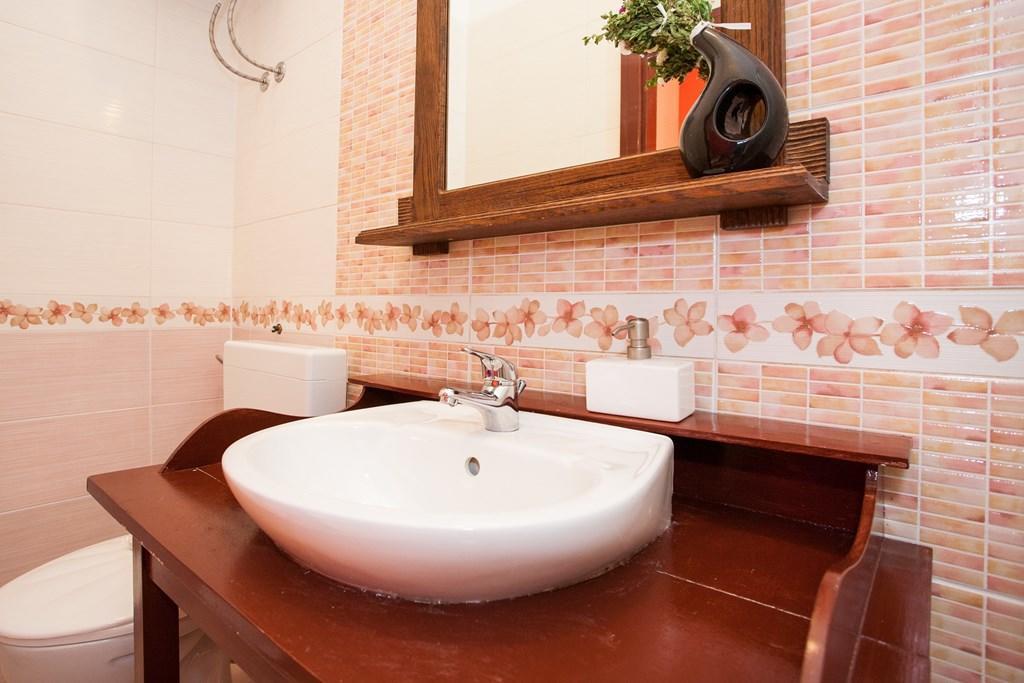 Amazing Apartment In Rijeka With Wifi Room photo